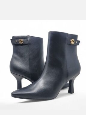 LiZ Claiborne Otto Black Ankle Boot Size 7